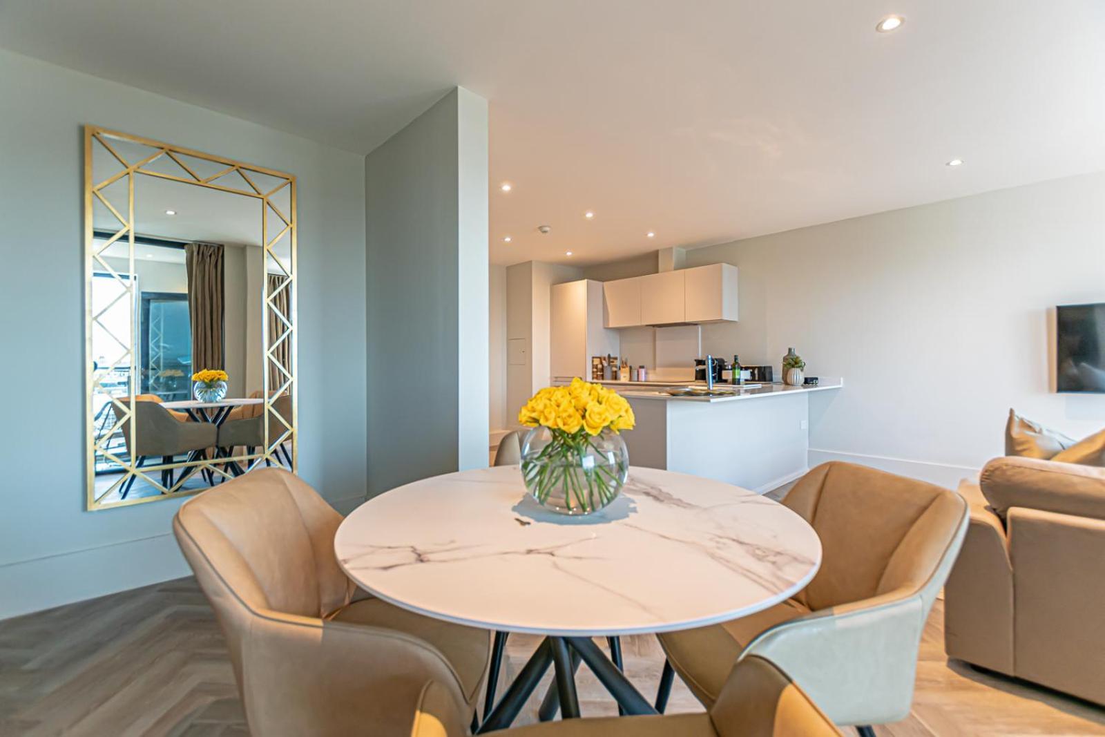 Novu Apartments Liverpool Waterfront Extérieur photo
